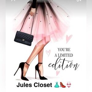 COME TAKE A PEEK IN MY  CLOSET !! 👗👙👢